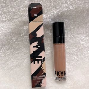 Kylie Jenner skin concealer